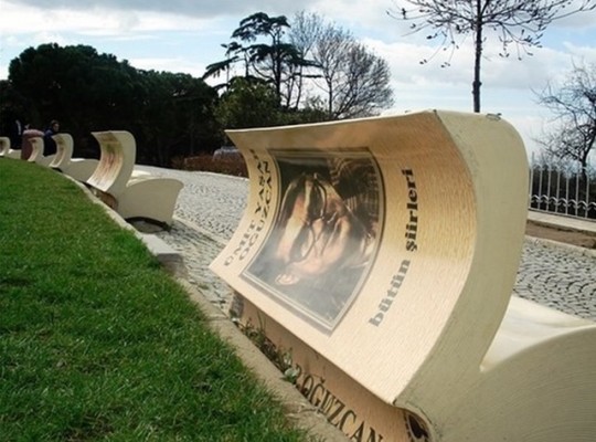 Book benches in Instanbul picture 1 540x400 1