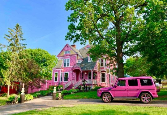 PinkCastle Babecation Hudson Wisconsin