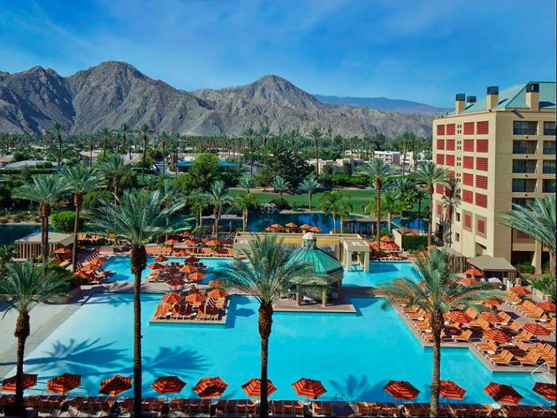 The Best Palm Springs Resorts With Hot Springs